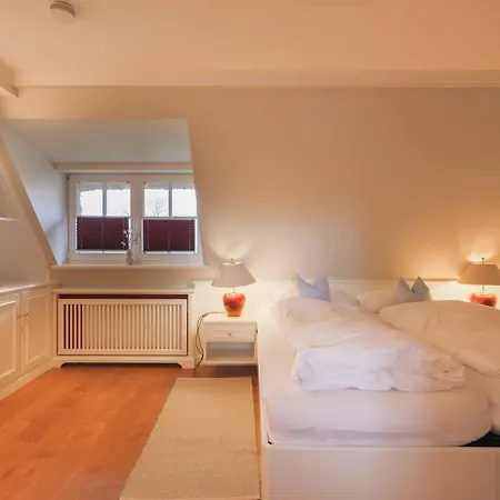 Hues Andersen Hues B - Kaminstube Апартаменты *