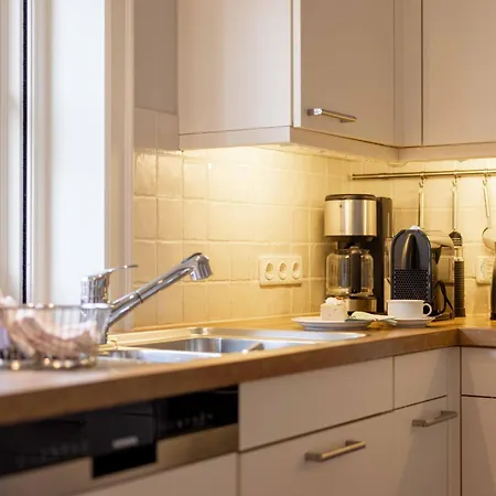 Hues Andersen Hues B - Kaminstube *