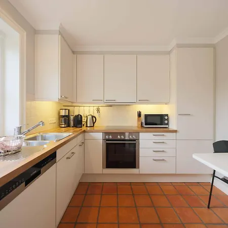 Hues Andersen Hues B - Kaminstube * Кайтум